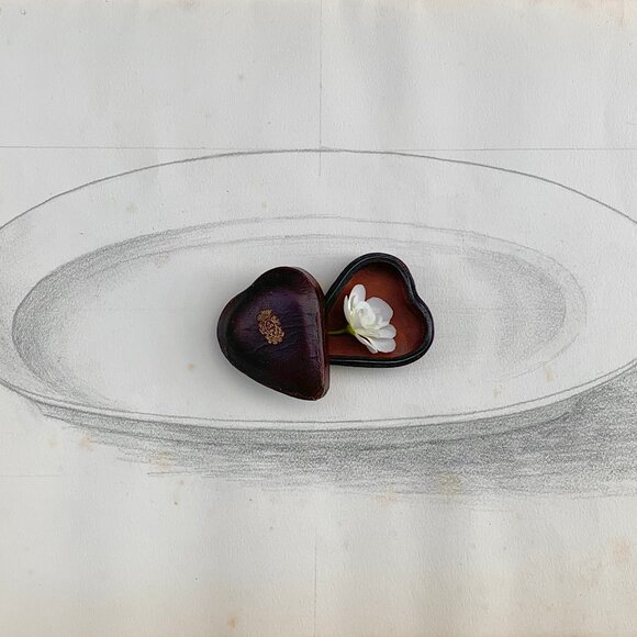 Antique Art Deco five stone 18K gold platinum diamond ring - Picture 13 of 13